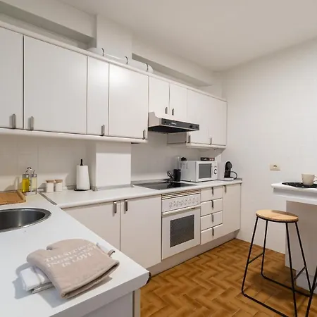 Διαμέρισμα Amplia Vivienda Con Garaje