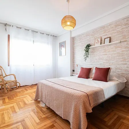 Amplia Vivienda Con Garaje Apartment Vigo