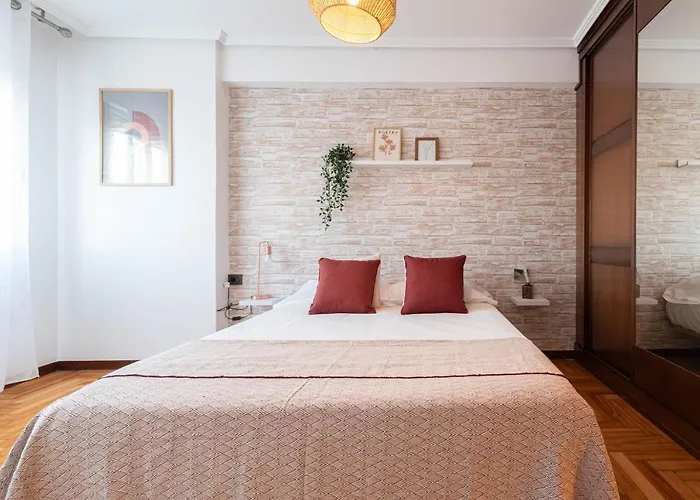 Amplia Vivienda Con Garaje Appartement Vigo